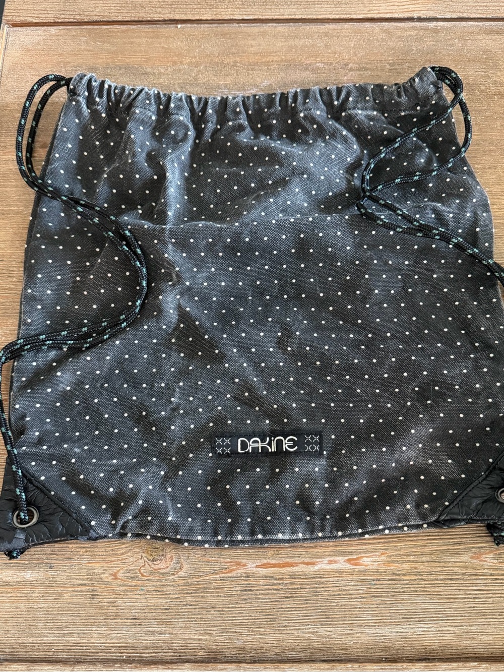 Dakine Drawstring Pouch - Picture 2 of 3